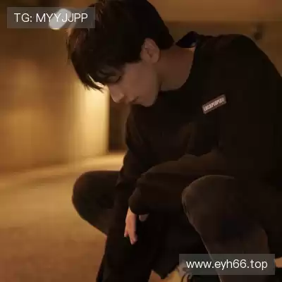 屈俪